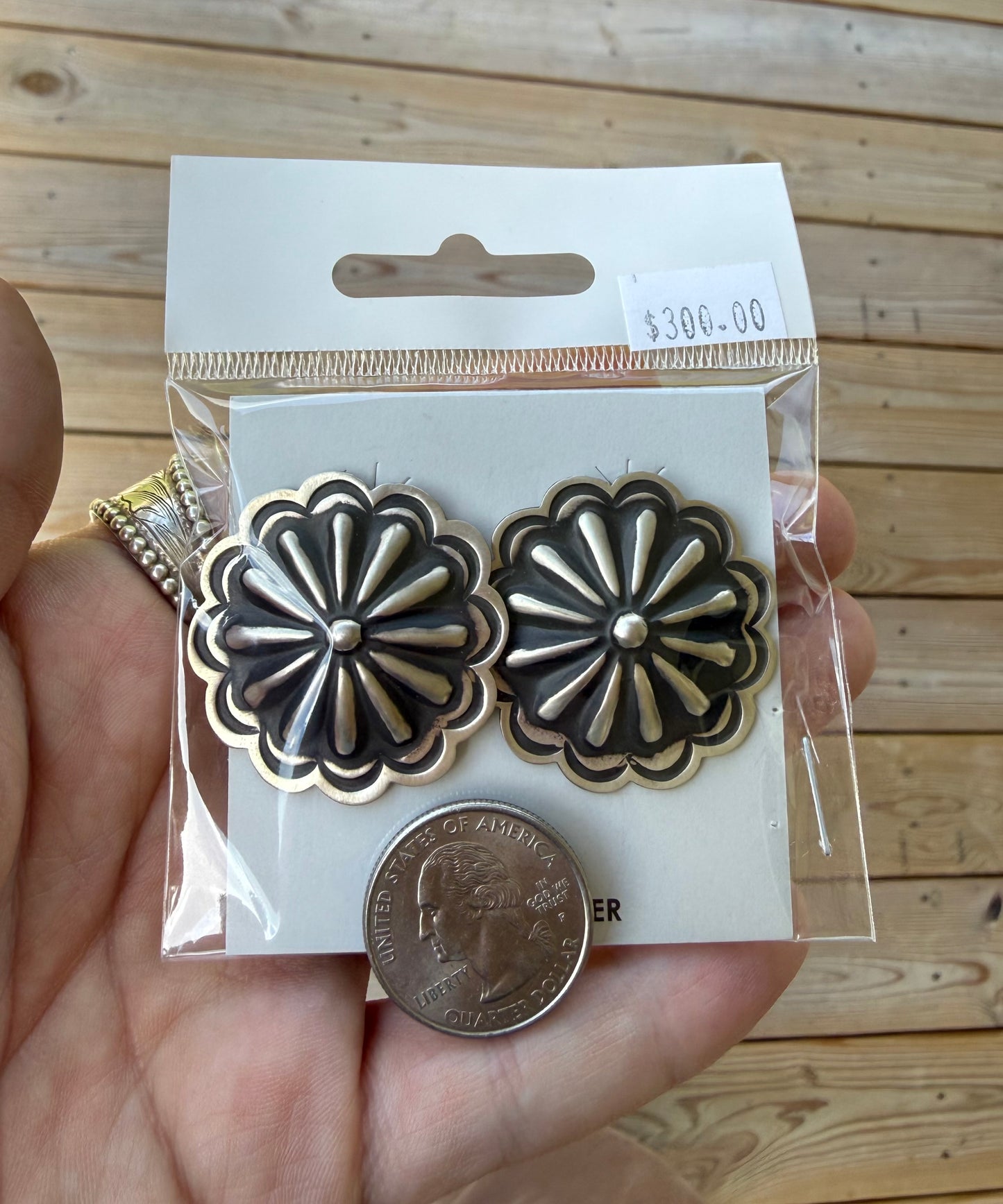 Scalloped Concho Stud Earrings – Sterling Silver