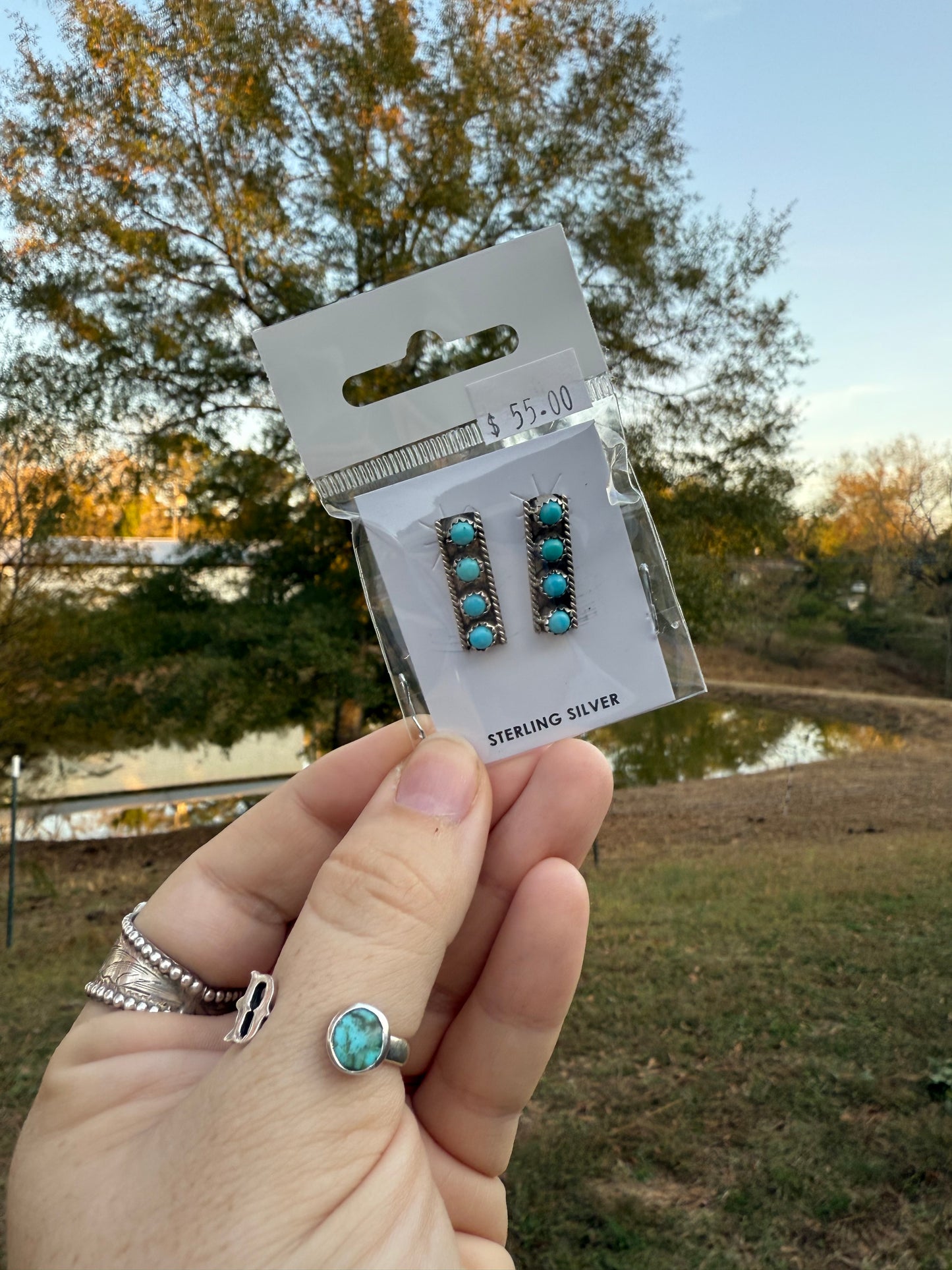 Kingman 4 Stone Studs