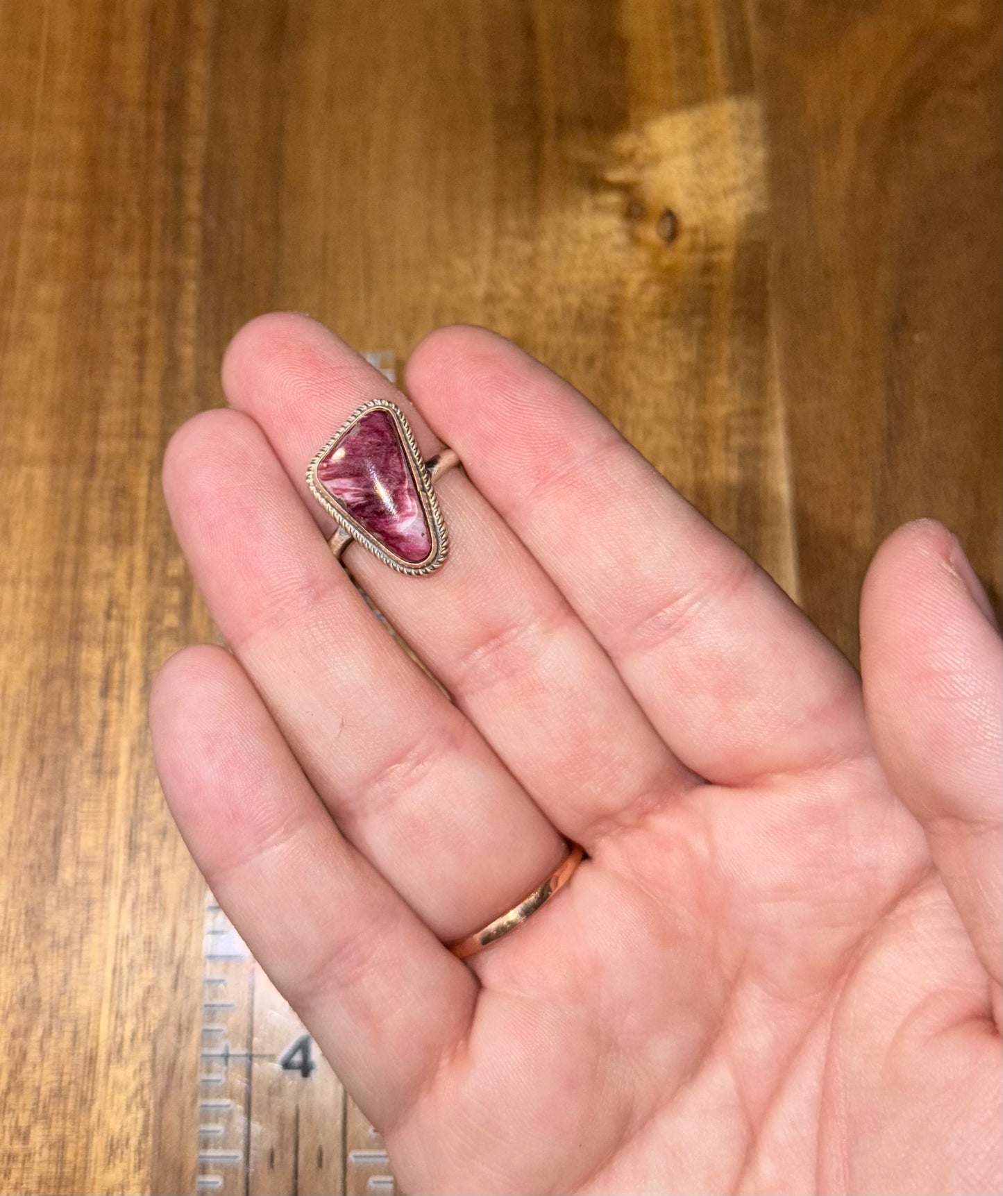 Purple Spiny Oyster Ring (Size 9)